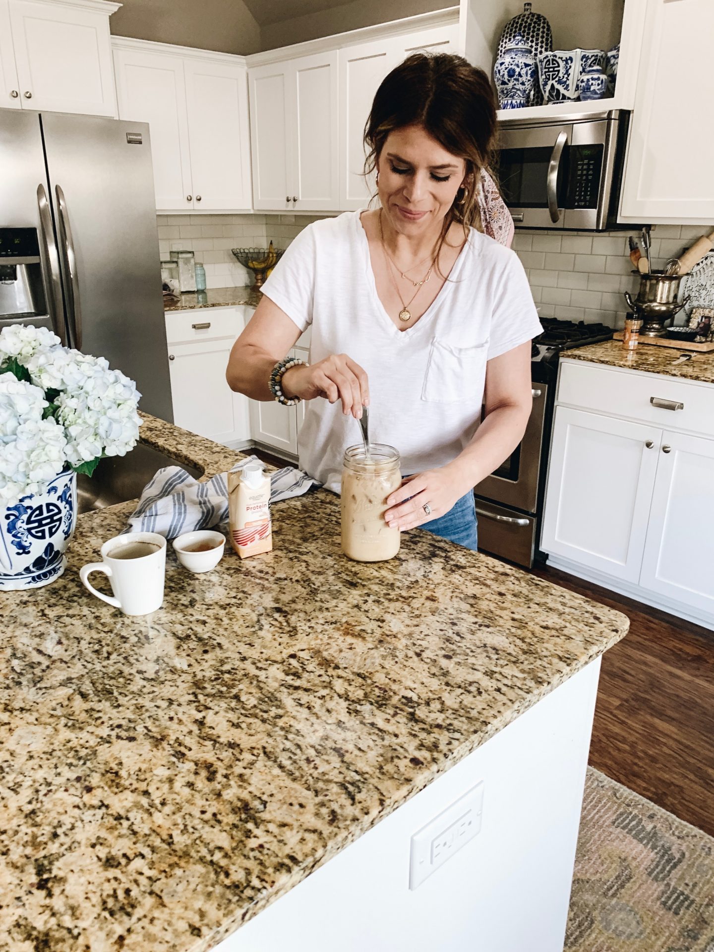 Coffee Protein Shake, Recipe, Madewell Jeans, @madewell, @stelladot, home decor, chinoiserie decor, @starbucks