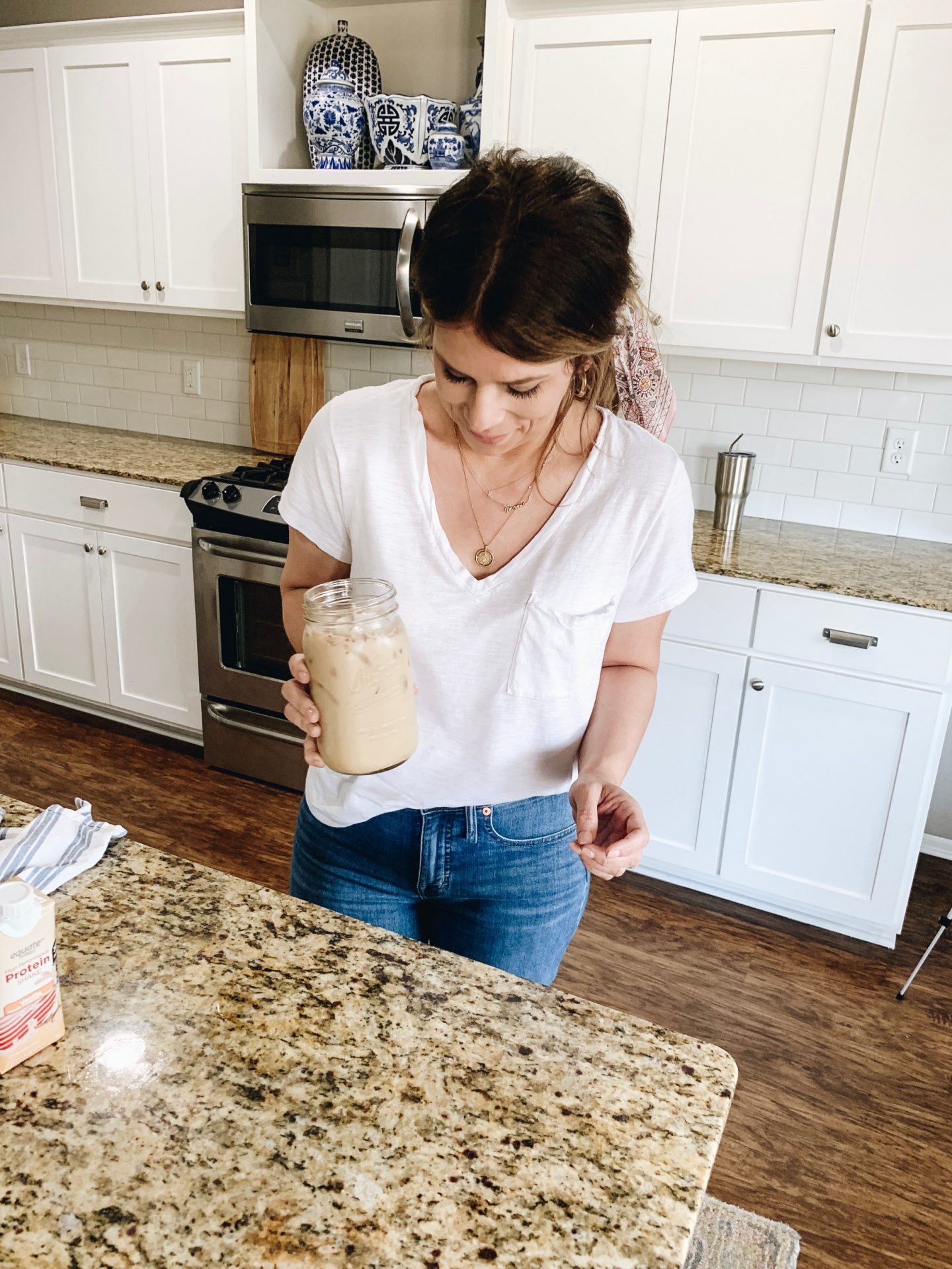 Coffee Protein Shake, Recipe, Madewell Jeans, @madewell, @stelladot, home decor, chinoiserie decor, @starbucks