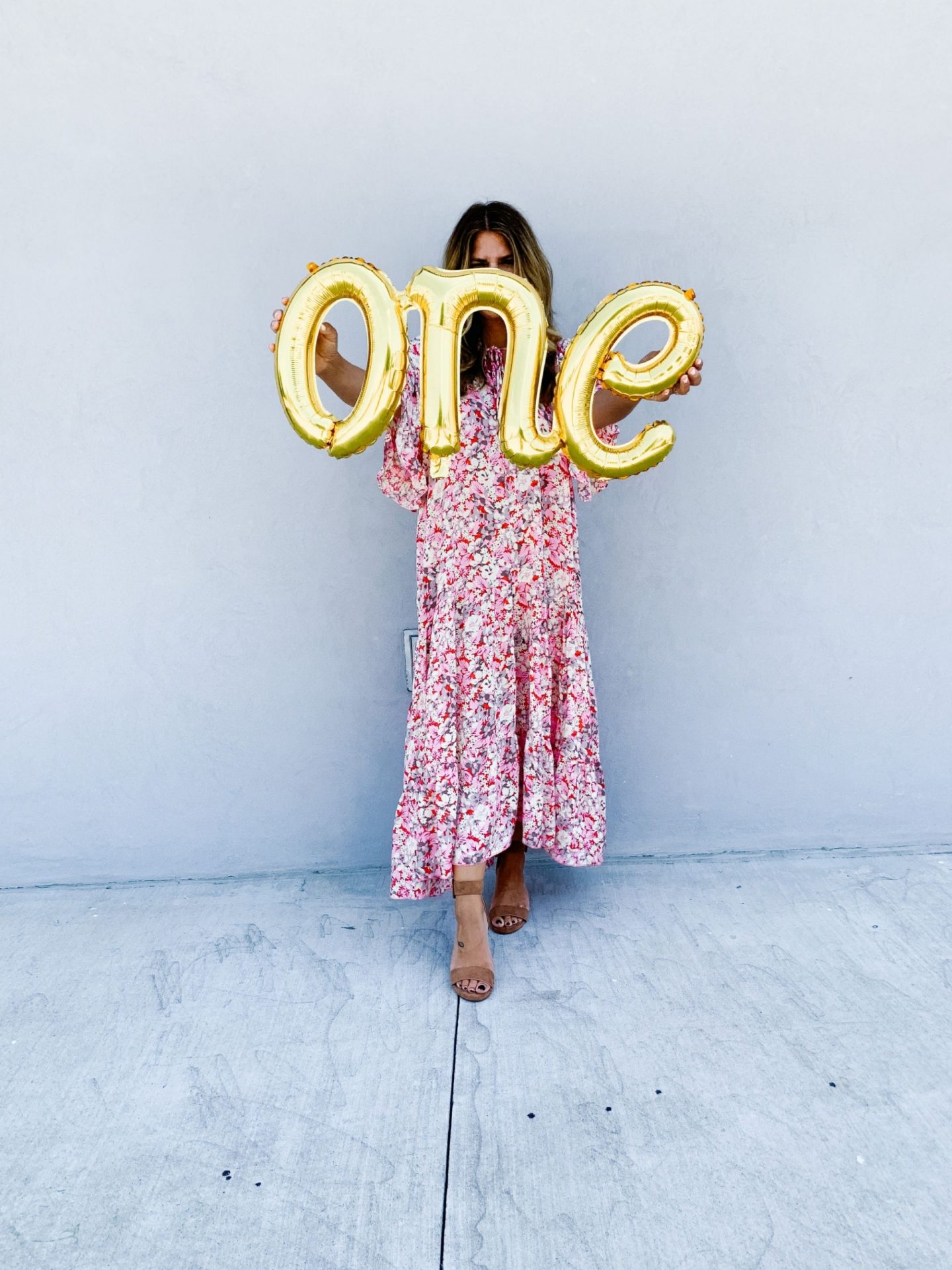 online boutique, 1st birthday, pink maxi dress, boho style, gold balloon, gold number balloon