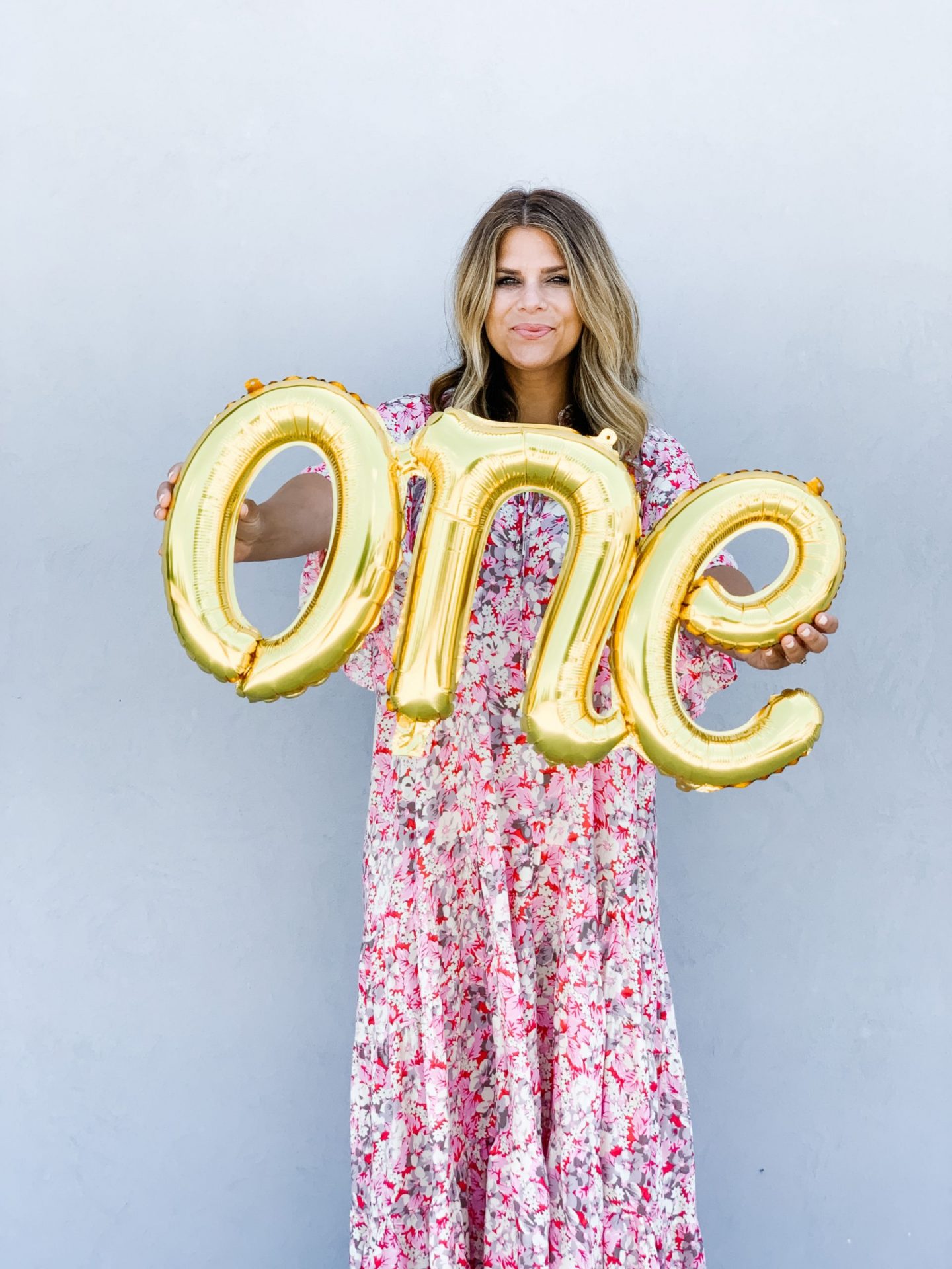 online boutique, 1st birthday, pink maxi dress, boho style, gold balloon, gold number balloon