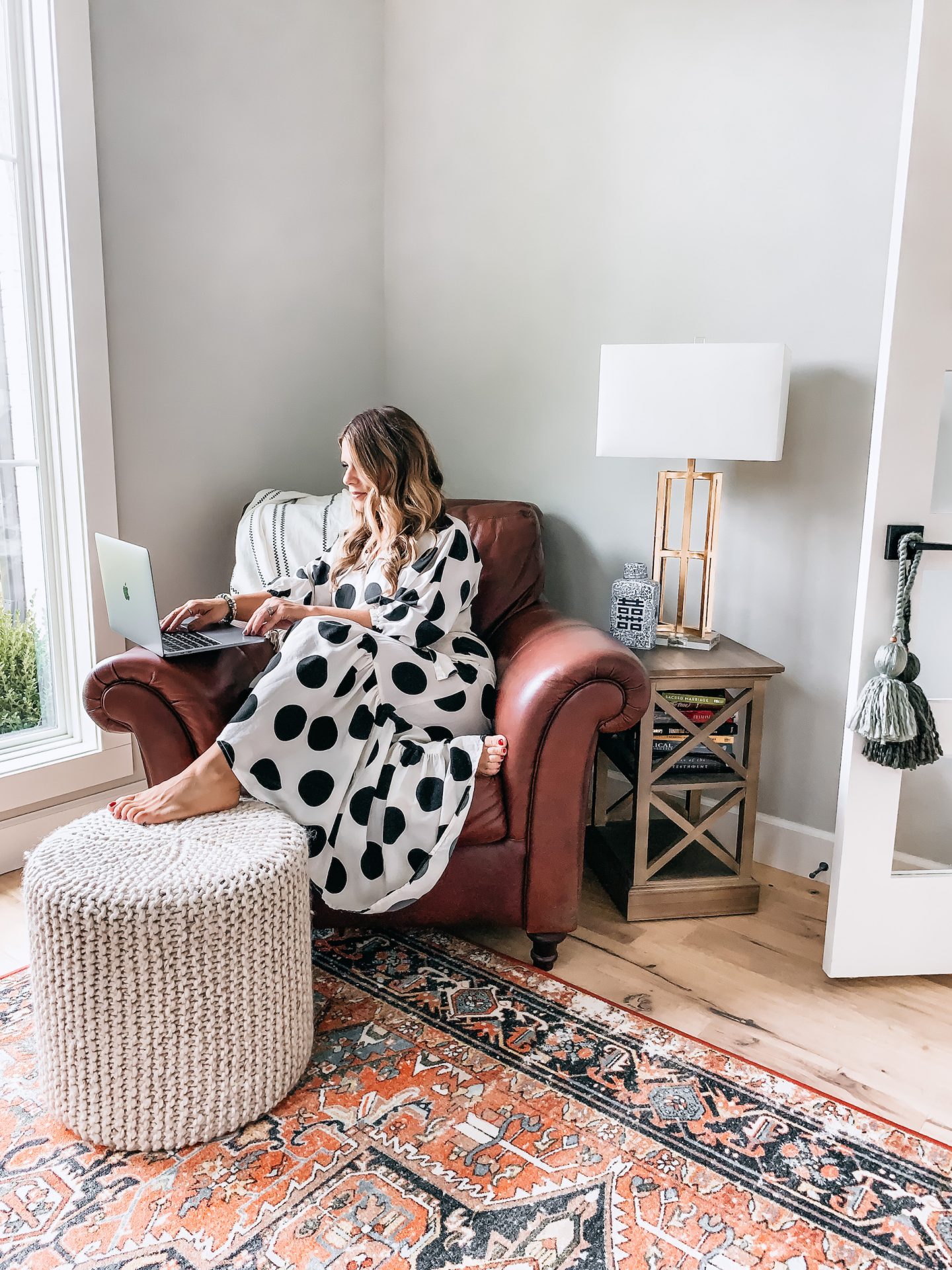 Home office, boho decor, ginger jar, office, gold lights, home decor, office design, anthropologie home, Target Home, Built ins, Shelf Decor